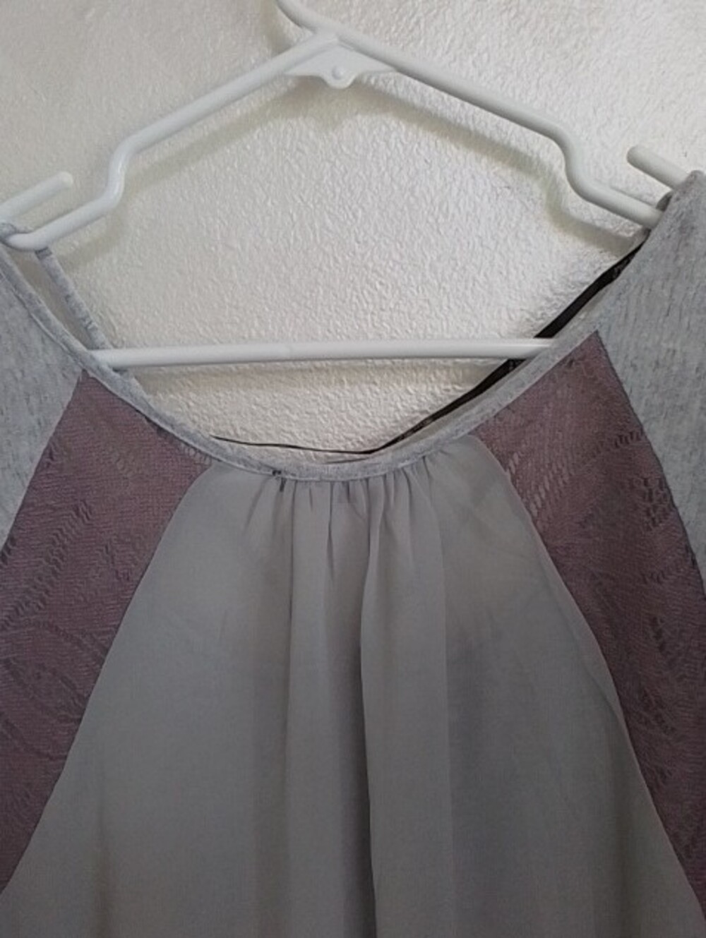 Miss Me Light Gray Dreamcatcher Scoop Neck Womens Top - Picture 6 of 6